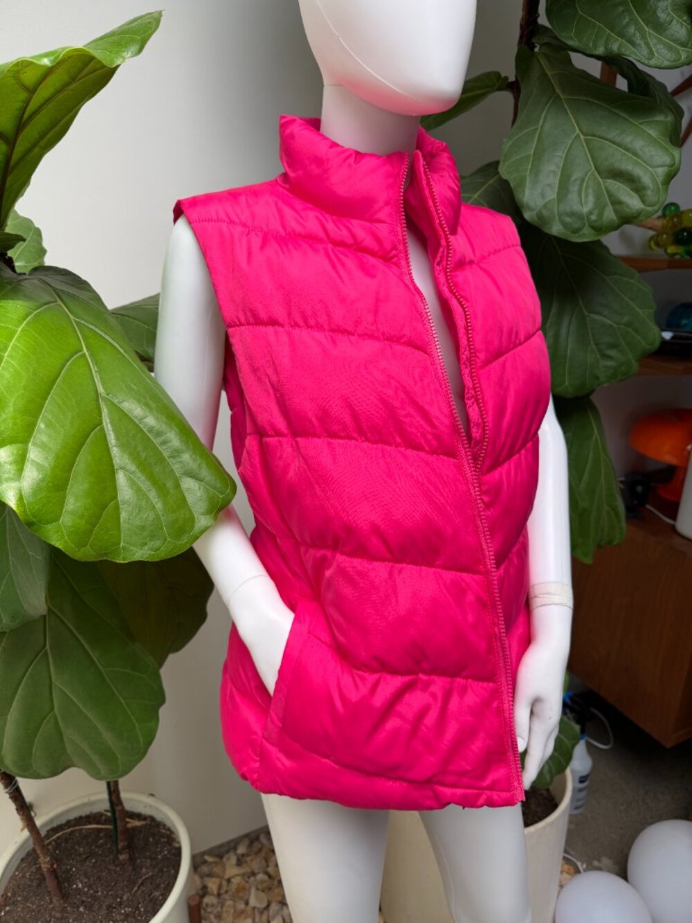 New York & Company Hot Pink Puffer Vest Size Large